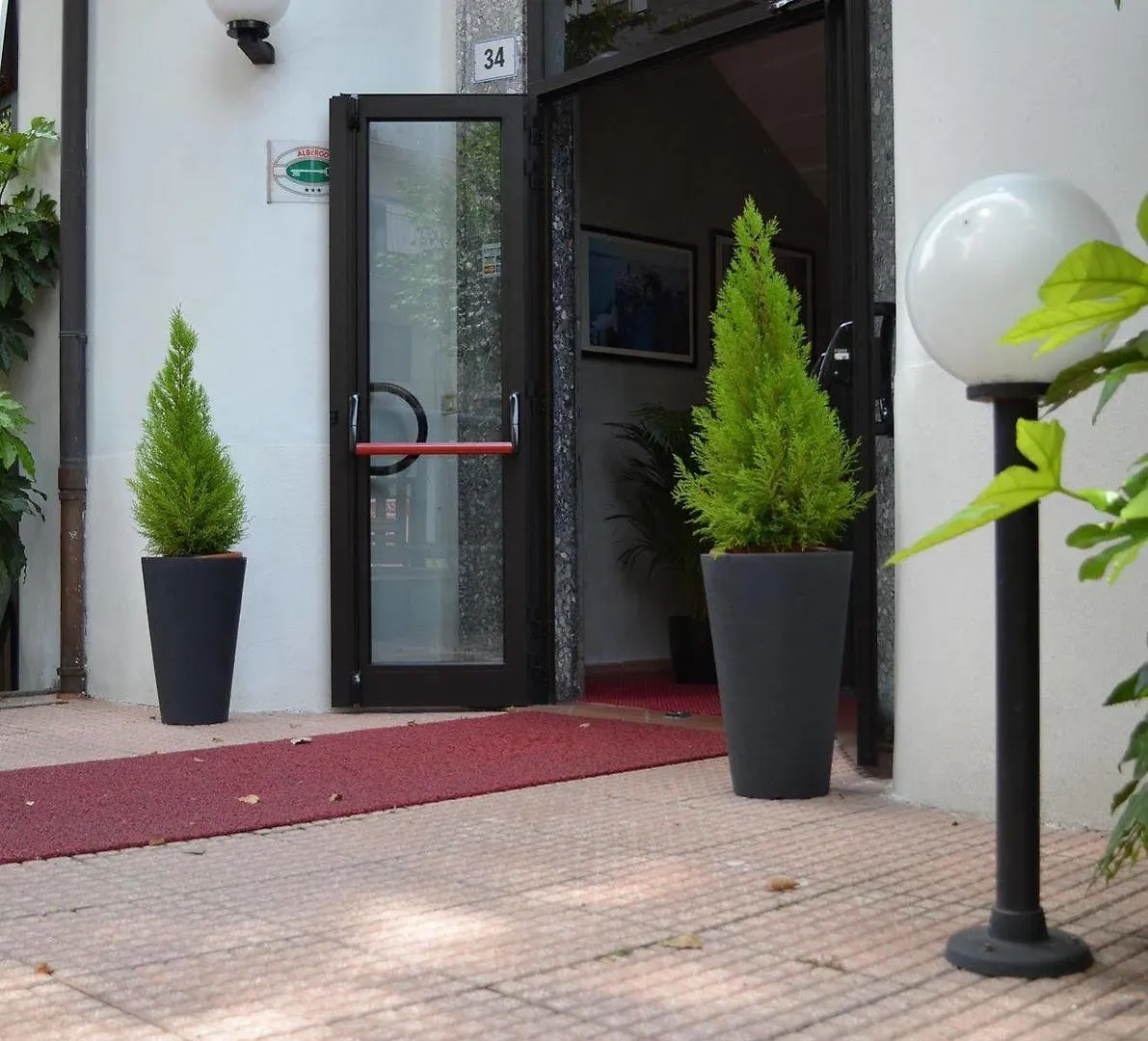 Hotel Adria ميستر