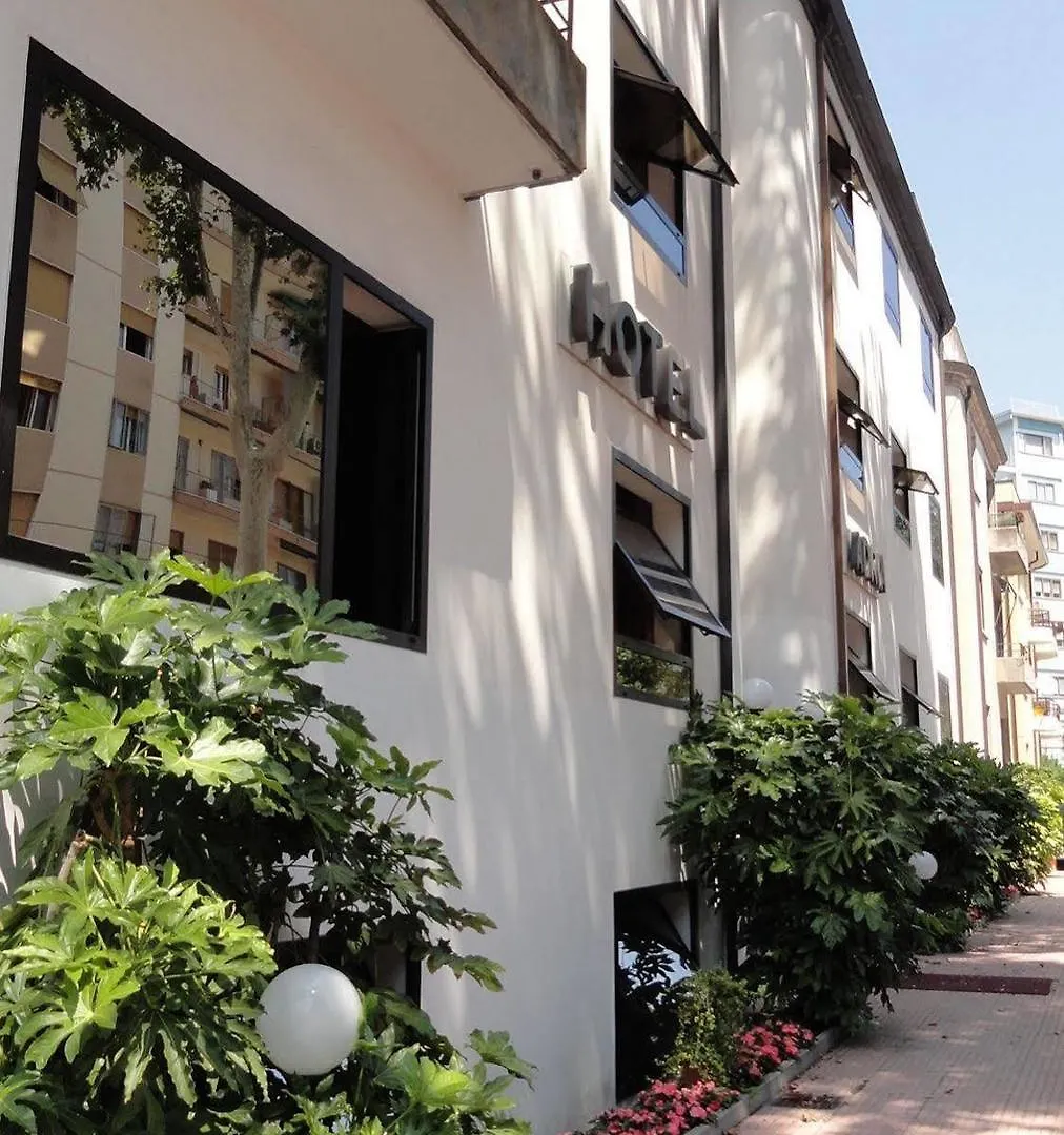 Hotel Adria ميستر 3*,  إيطاليا